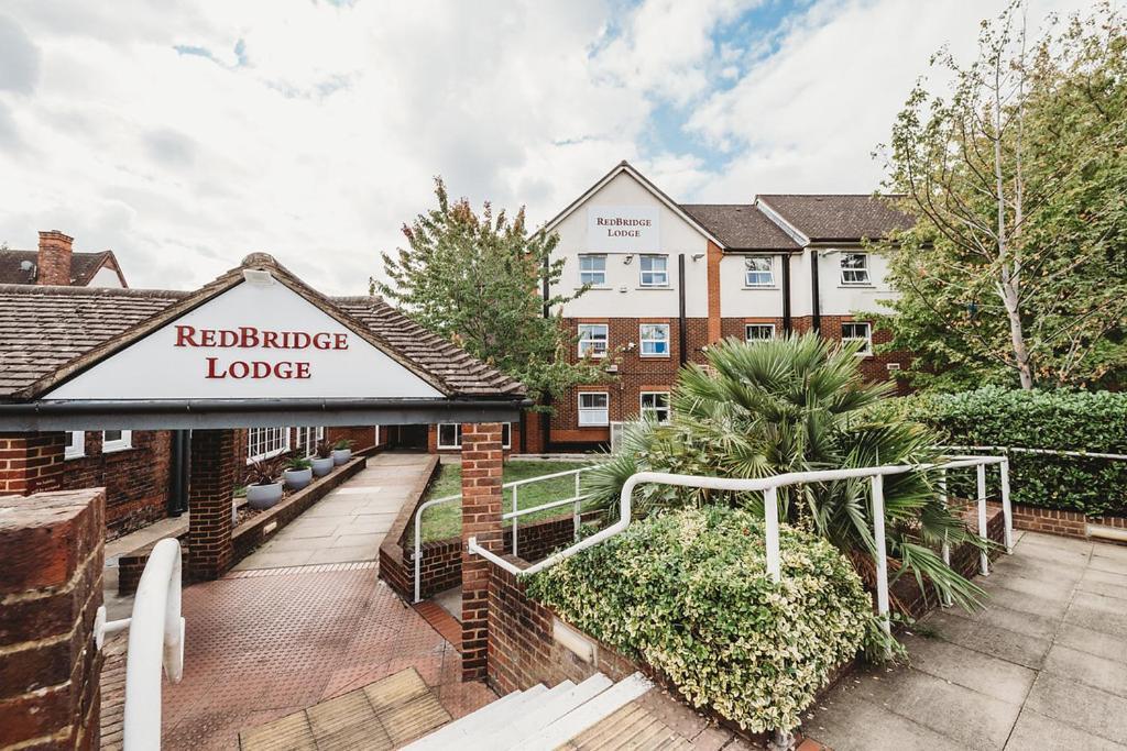 Redbridge Lodge Ilford Ngoại thất bức ảnh